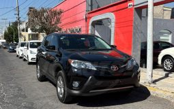 TOYOTA RAV-4 XLE 2014