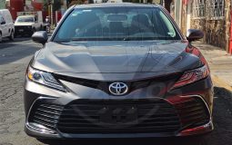 TOYOTA CAMRY XLE 2021