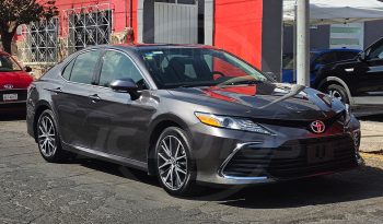 
									TOYOTA CAMRY XLE 2021 full								