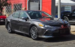 TOYOTA CAMRY XLE 2021