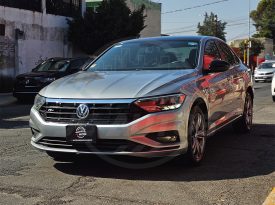 VOLKS WAGEN JETTA R-LINE 2021