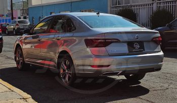 
									VOLKS WAGEN JETTA R-LINE 2021 full								