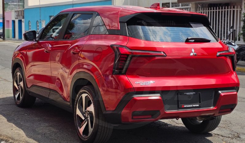 MITSUBISHI OUTLANDER SE PLUS 2025