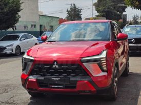 MITSUBISHI OUTLANDER SE PLUS 2025