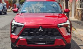 MITSUBISHI OUTLANDER SE PLUS 2025