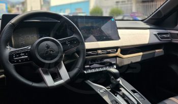 
									MITSUBISHI OUTLANDER SE PLUS 2025 full								