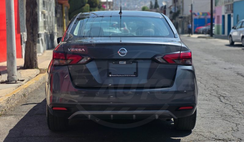 NISSAN VERSA ADVANCE 2020