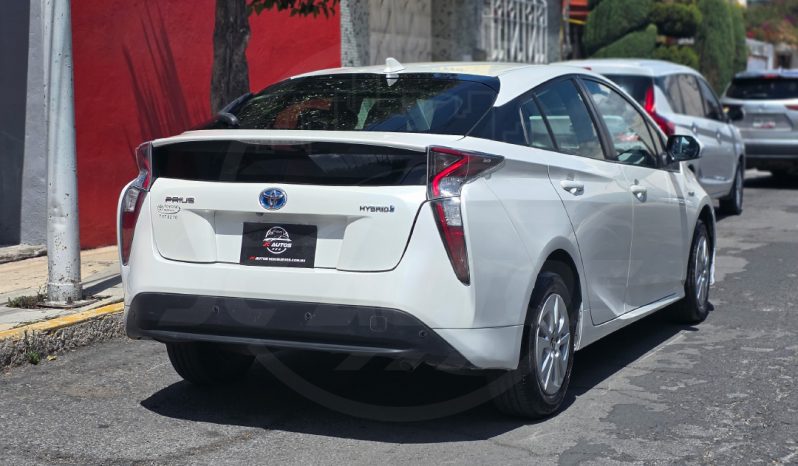 TOYOTA PRIUS 2017