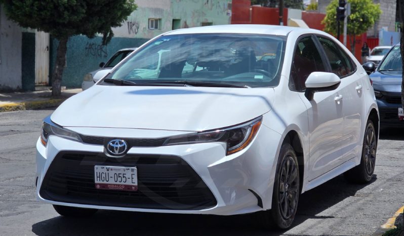 TOYOTA COROLLA 2025