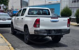 TOYOTA HILUX 2024
