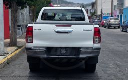 TOYOTA HILUX 2024