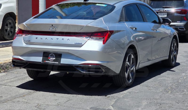 HYUNDAI ELANTRA 2022