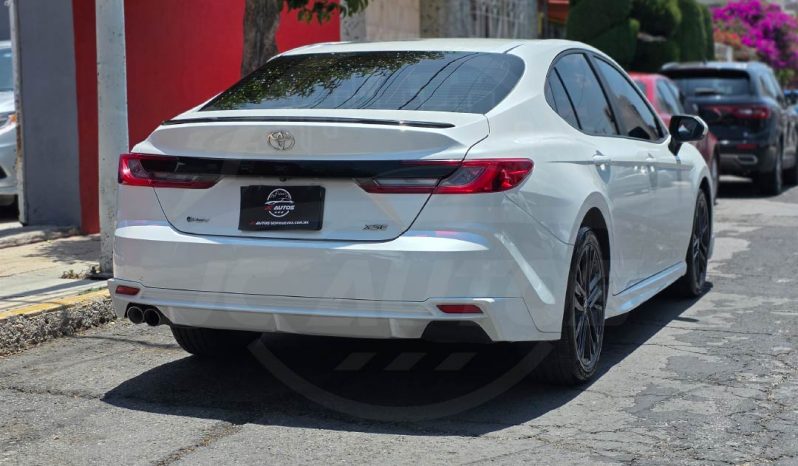 TOYOTA CAMRY 2025