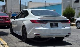 TOYOTA CAMRY 2025