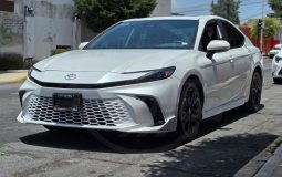 TOYOTA CAMRY 2025