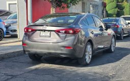 MAZDA 3 2018