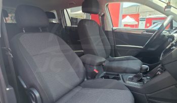 
									VOLKSWAGEN TIGUAN 2018 full								