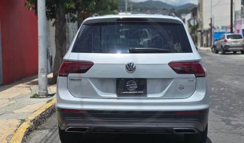 
									VOLKSWAGEN TIGUAN 2018 full								