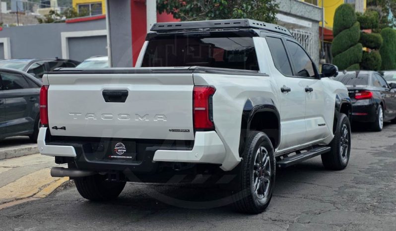 TOYOTA TACOMA TRD SPORT 2024