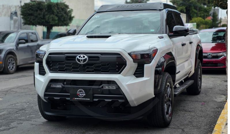 TOYOTA TACOMA TRD SPORT 2024