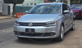 VOLKSWAGEN JETTA 2014