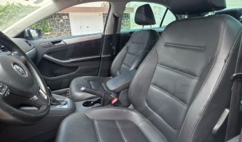 
									VOLKSWAGEN JETTA 2014 full								