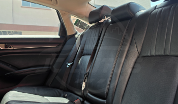 
									HONDA ACCORD TOURING 2020 full								